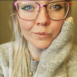 Meet your Posher, Chariis